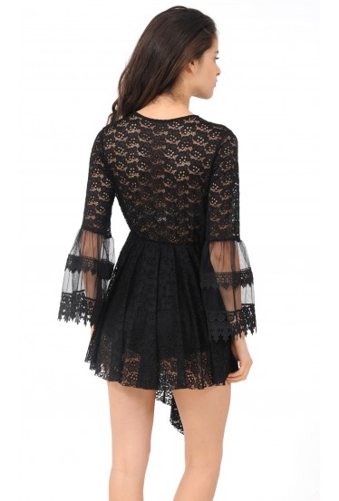 Combishort noir en dentelle effet robe