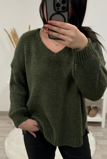 pull col v kaki